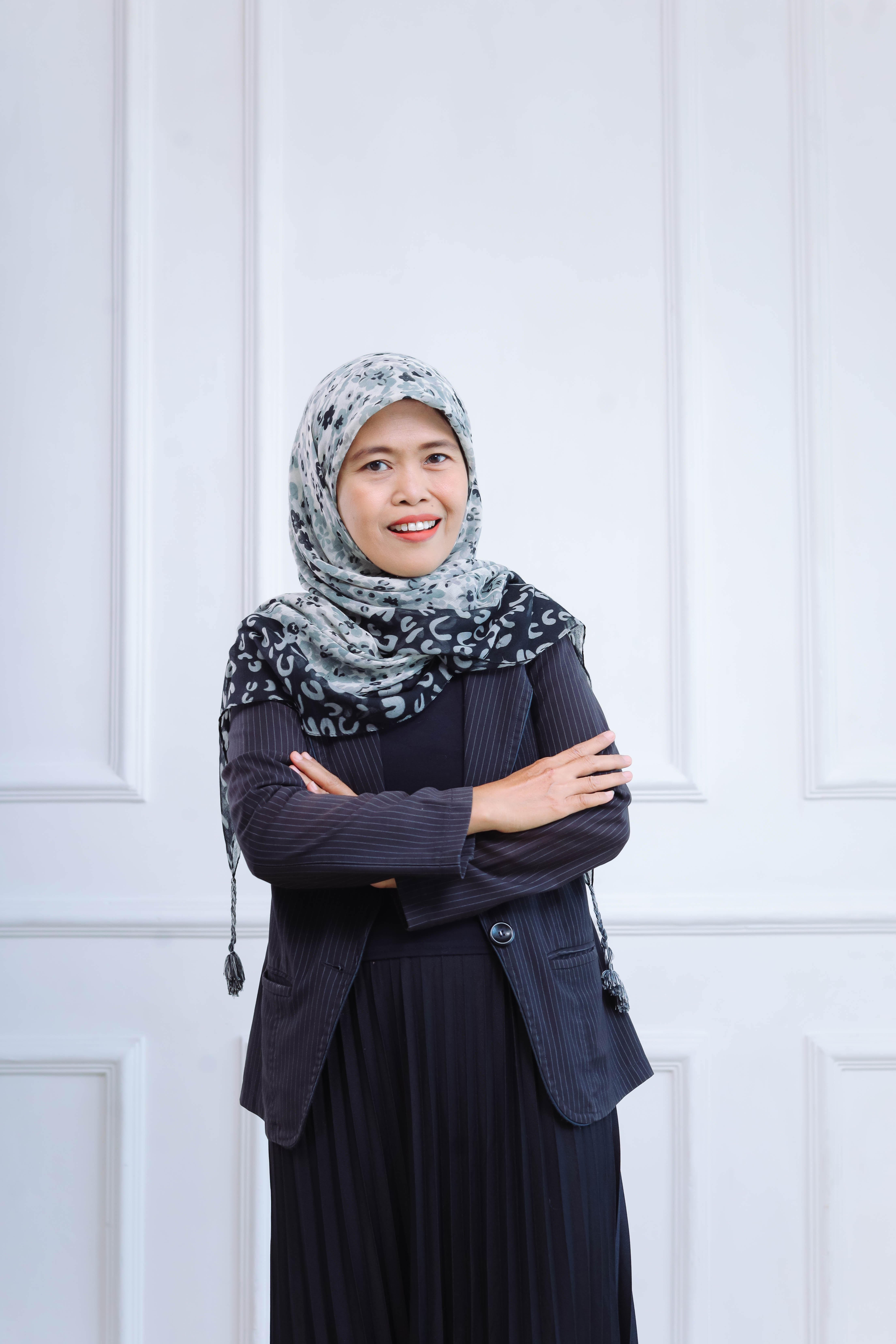 Faiza Niena